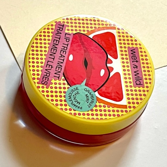 π·οΈ Wet n Wild grapefruit mint lip treatment lip gloss lip balm π - Picture 6 of 8
